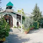 Baron 3* Tirana