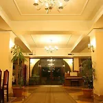 Baron 3* Tirana