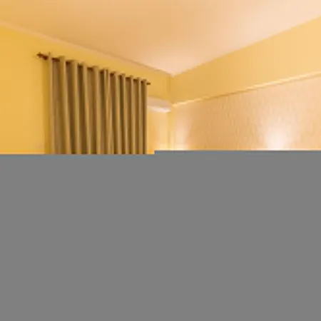 Baron فندق تيرانا