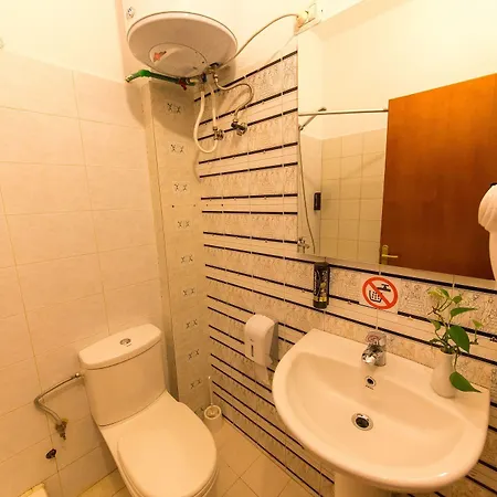 Hotel Baron Tirana