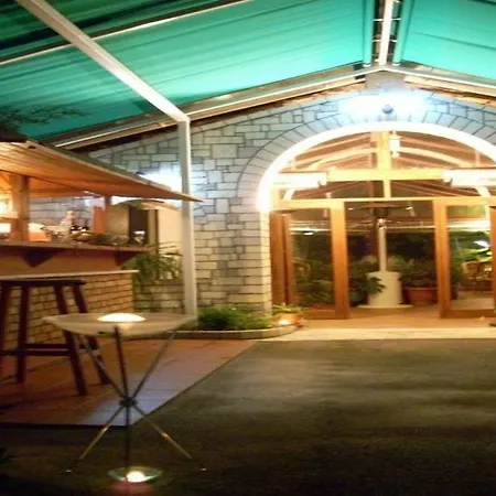 Hotel Baron Tirana