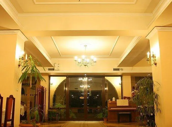 Baron 3* Tirana