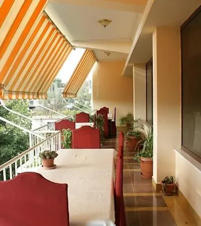 Hotell Baron 3*