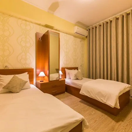 Baron Отель Тирана