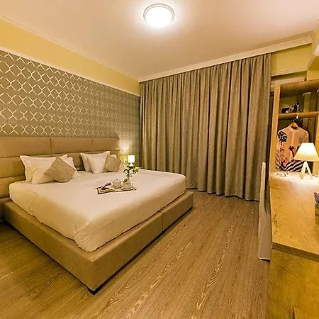 Baron 3* Tirana
