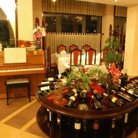 Hotell Baron Tirana