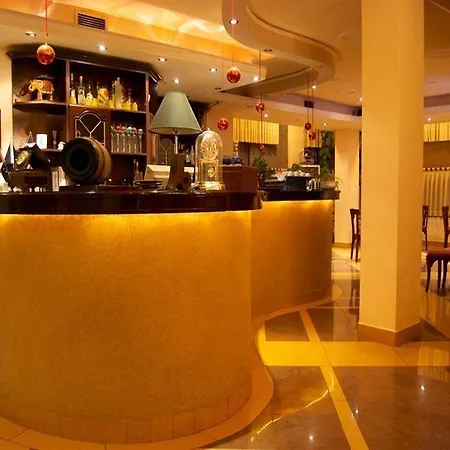 Baron Hotell 3*